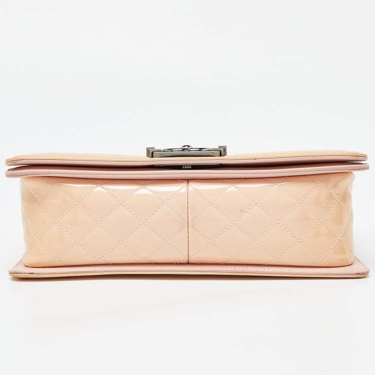 Pre Owned Chanel Peach/Pink Chevron Patent Leather Medium Boy Flap Bag