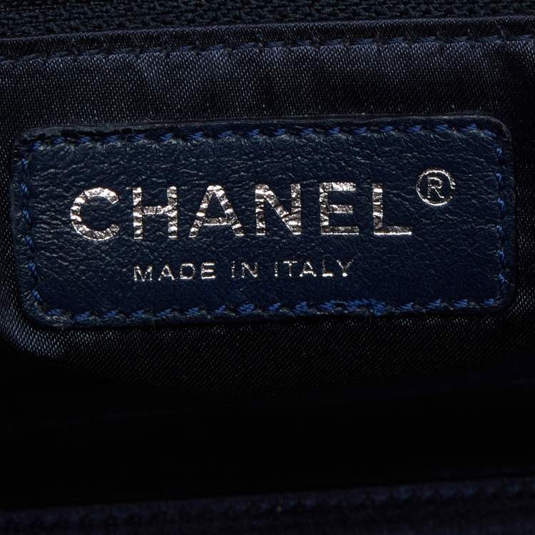 Pre Owned Chanel Blue Diamond Shine Quilted Leather Reissue Tote