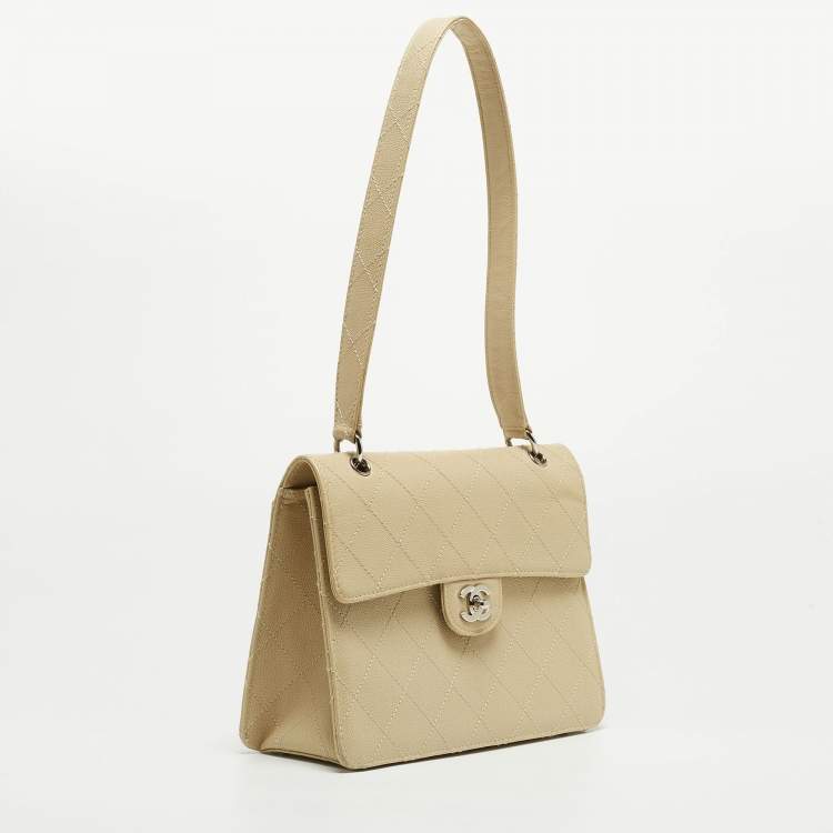 Pre Owned Chanel Light Beige Quilted Leather Classic Top Handle Bag