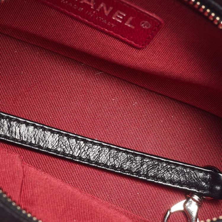 Pre Owned Chanel Black Quilted Aged Leather Small Gabrielle Hobo