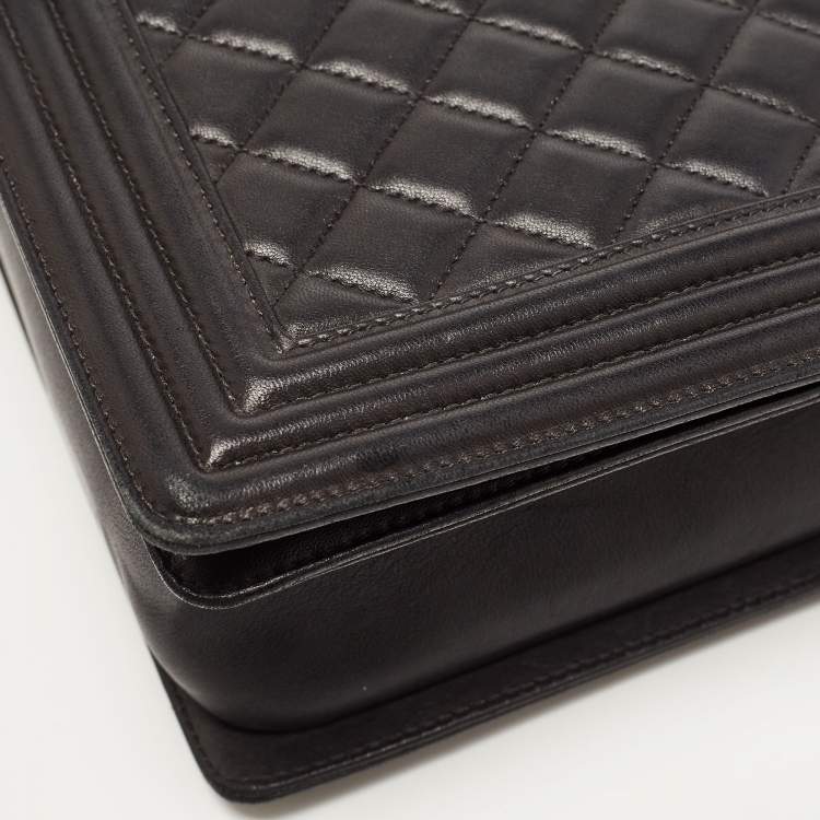 Pre Owned Chanel Black Quilted Leather Large Boy Flap Bag