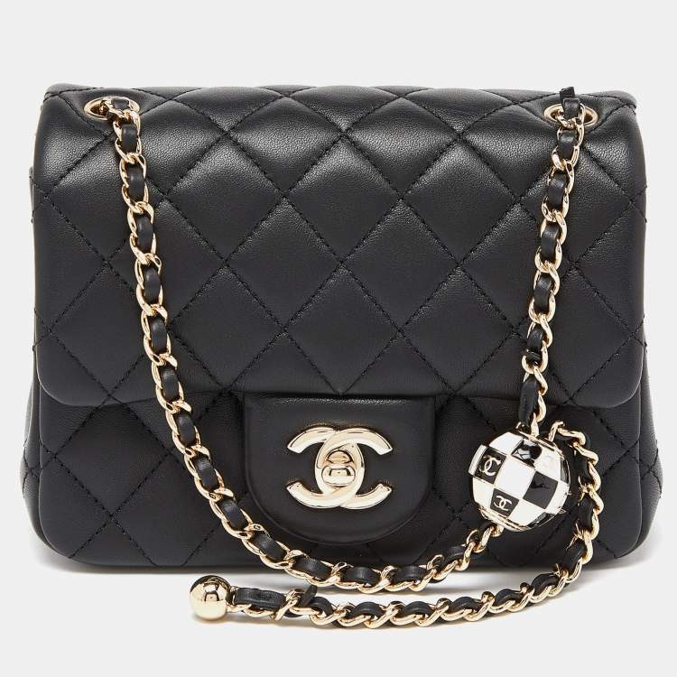 chanel quilted bag white