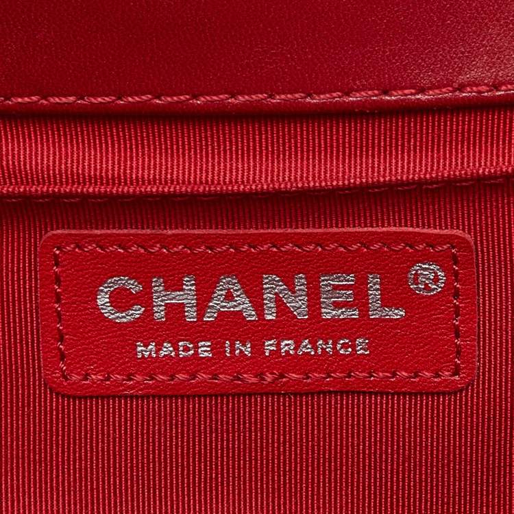 Pre Owned Chanel Black/Red Quilted Leather Medium Boy Flap Bag