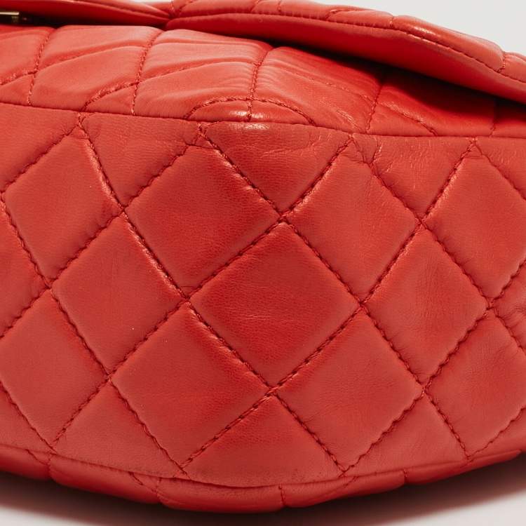 Pre Owned Chanel Red Quilted Lambskin Leather Jumbo Classic Single Flap Bag