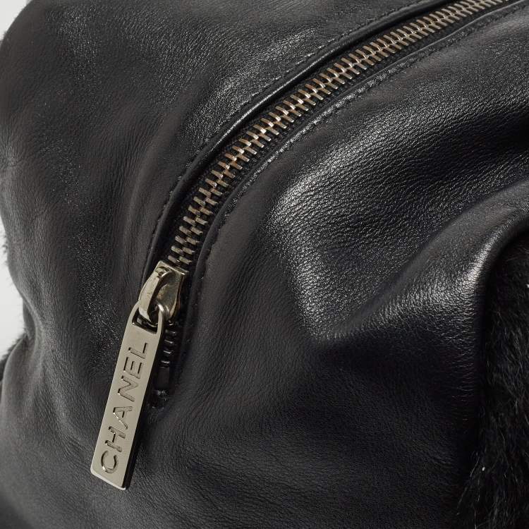Pre Owned Chanel Black Leather And Calf Hair Boston Bag
