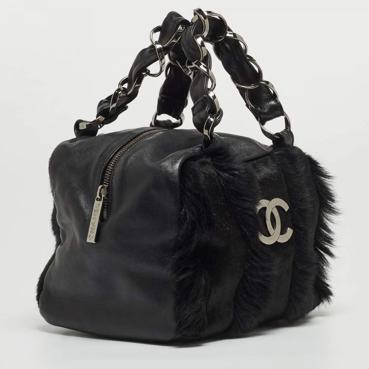 Pre Owned Chanel Black Leather And Calf Hair Boston Bag