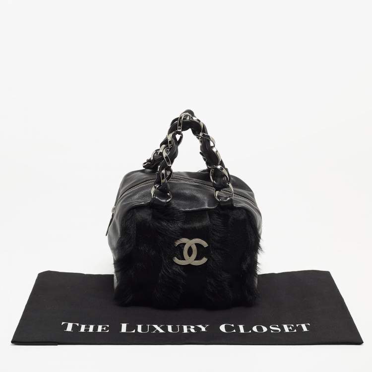 Pre Owned Chanel Black Leather And Calf Hair Boston Bag
