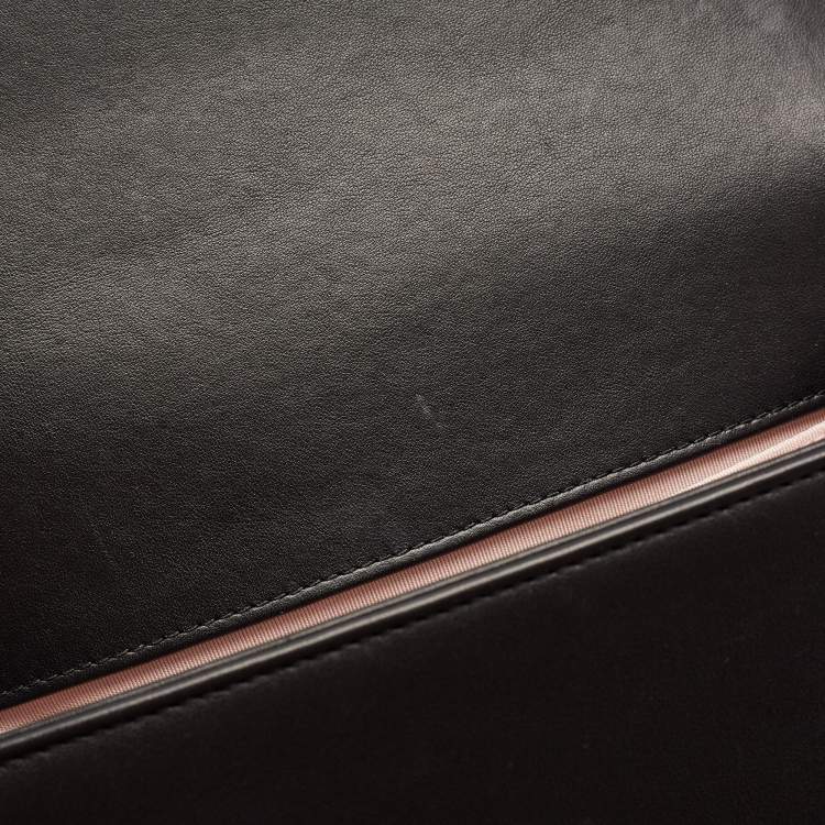 Pre Owned Chanel Black Chevron Caviar and Leather Medium Pearl Boy Flap Bag