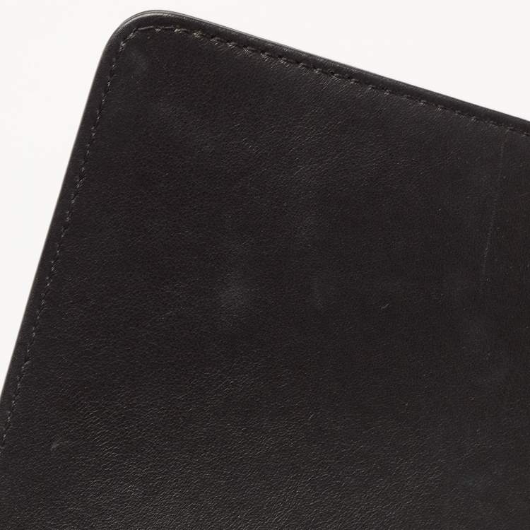 Pre Owned Chanel Black Chevron Caviar and Leather Medium Pearl Boy Flap Bag