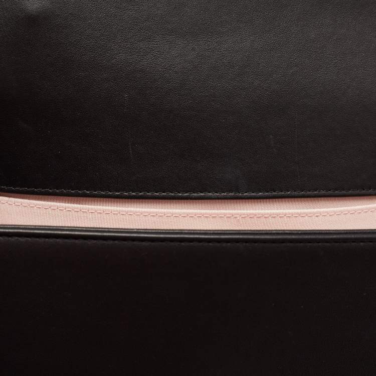 Pre Owned Chanel Black Chevron Caviar and Leather Medium Pearl Boy Flap Bag