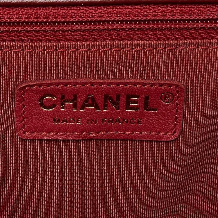 Pre Owned Chanel Red Quilted Leather New Medium Boy Shoulder Bag