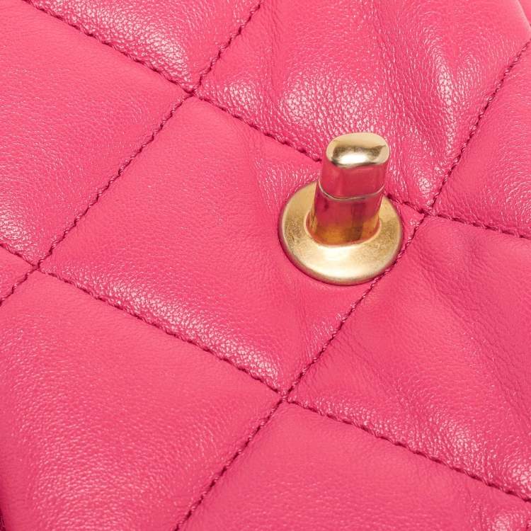 Pre Owned Chanel Pink Quilted Leather CC 19 Waist Bag