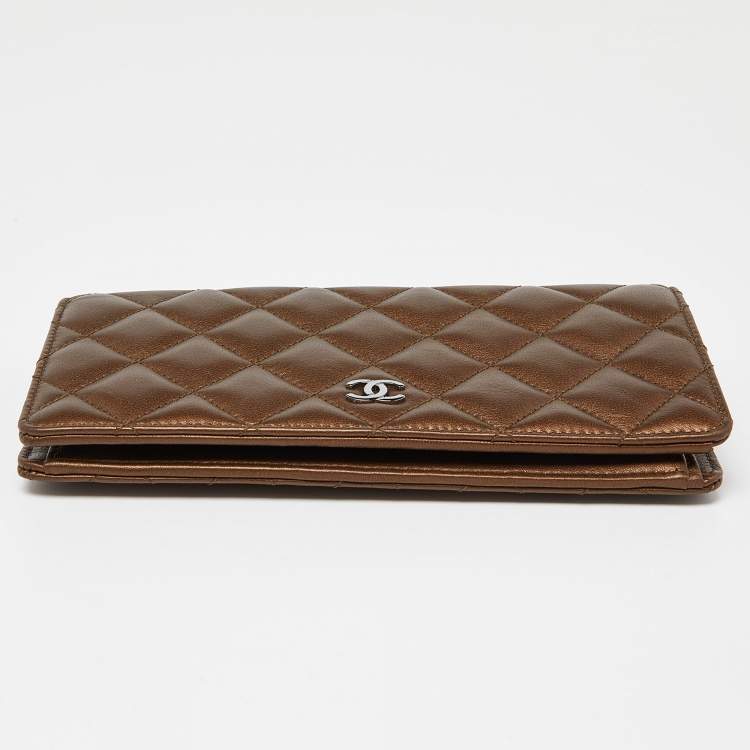 Pre Owned Chanel Metallic Brown Quilted Leather L Yen Wallet