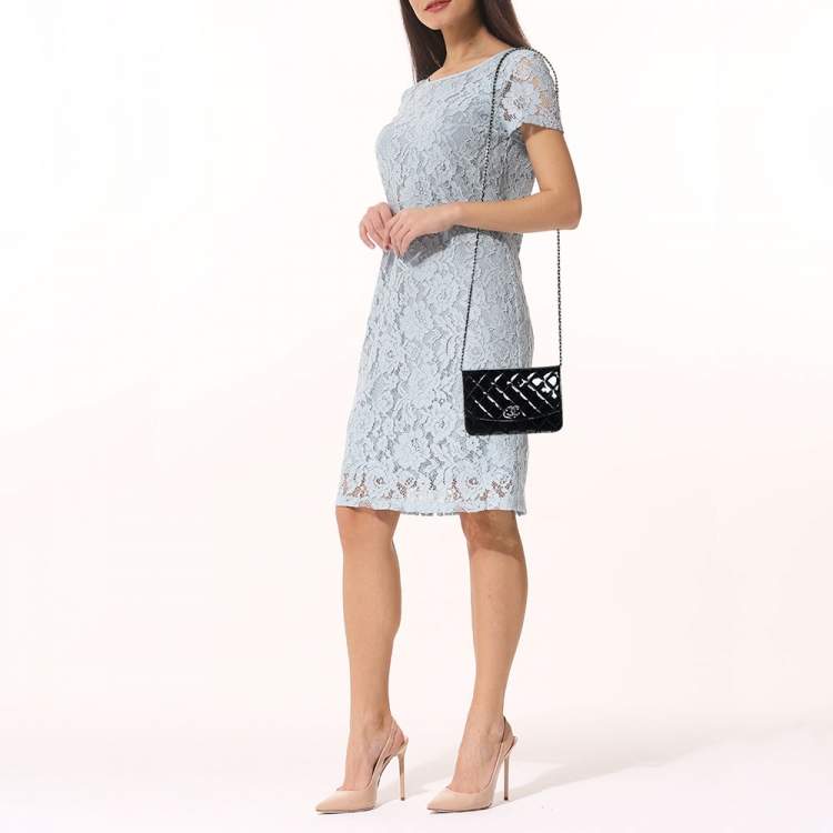 Pre Owned Chanel Black Quilted Patent Leather Brilliant Wallet On Chain