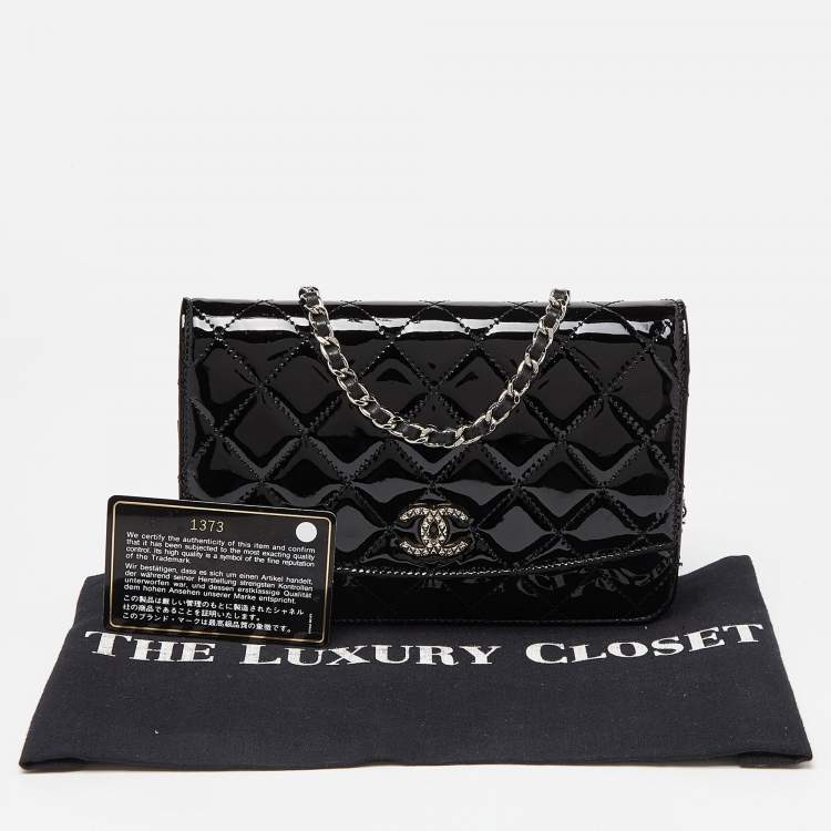 Pre Owned Chanel Black Quilted Patent Leather Brilliant Wallet On Chain