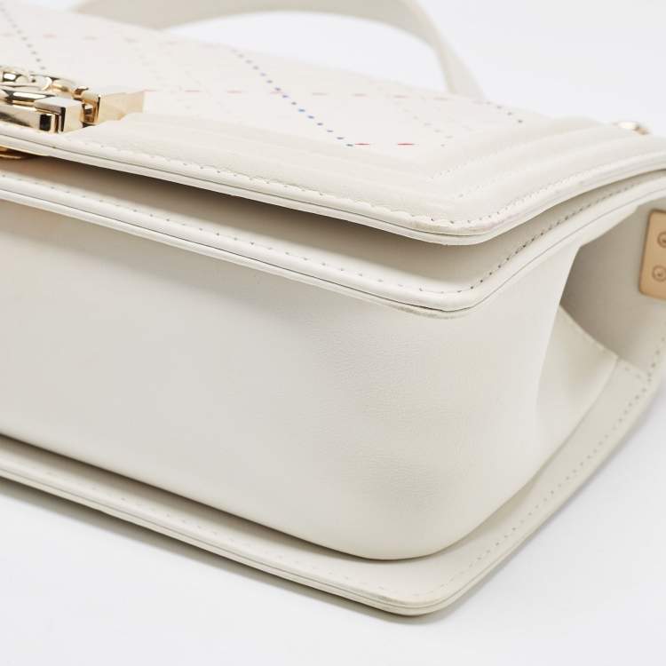 Pre Owned Chanel White Stitch Quilted Leather Medium Boy Flap Bag