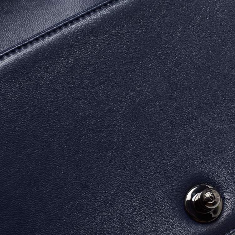Pre Owned Chanel Navy Blue/Black Leather Medium Boy Flap Bag
