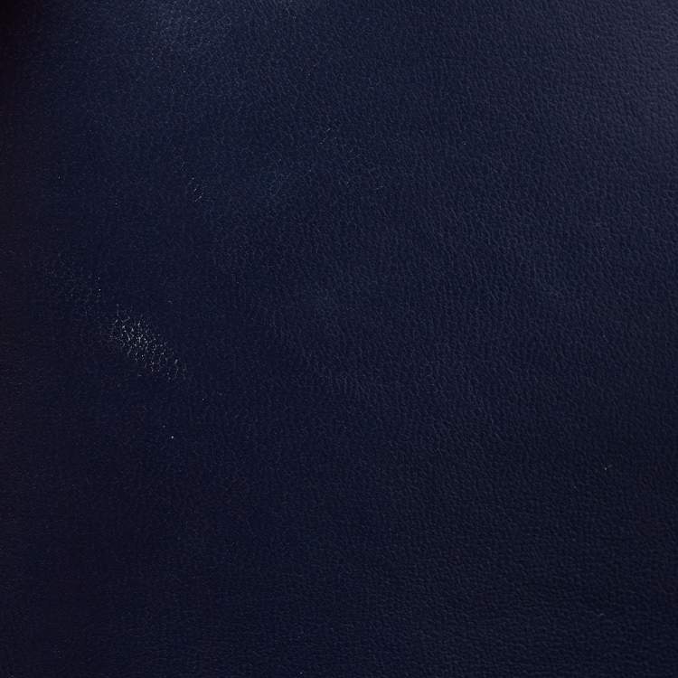 Pre Owned Chanel Navy Blue/Black Leather Medium Boy Flap Bag