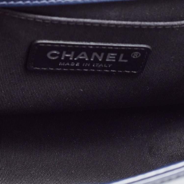 Pre Owned Chanel Navy Blue/Black Leather Medium Boy Flap Bag
