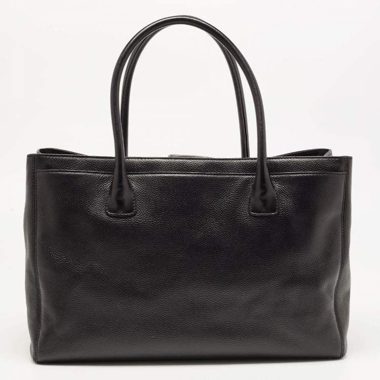 Pre Owned Chanel Black Leather Cerf Shopper Tote
