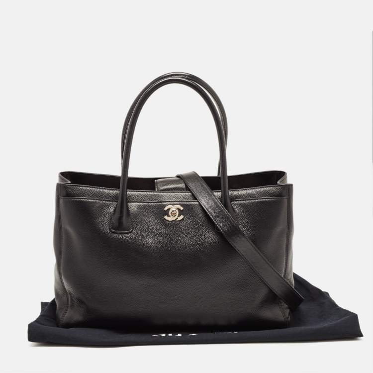 Pre Owned Chanel Black Leather Cerf Shopper Tote