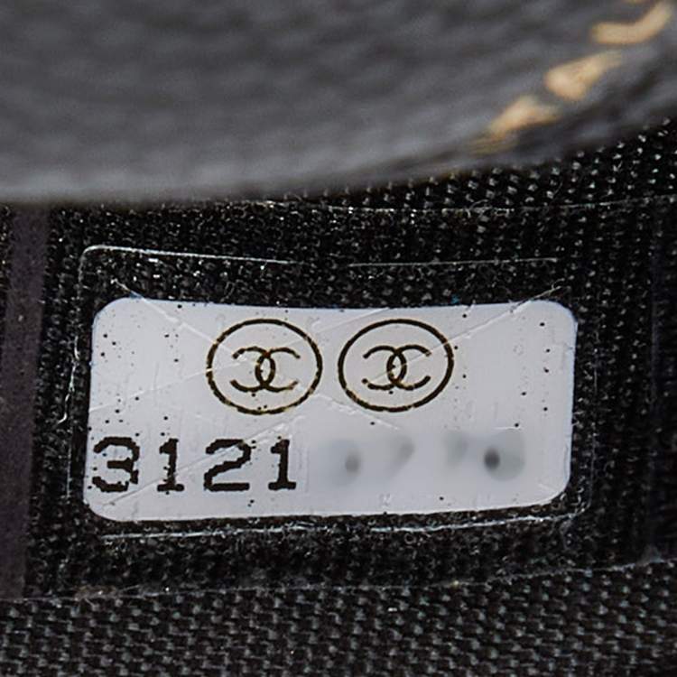 Pre Owned Chanel Black Caviar Leather CC Pearl Flap Chain Coin Purse 