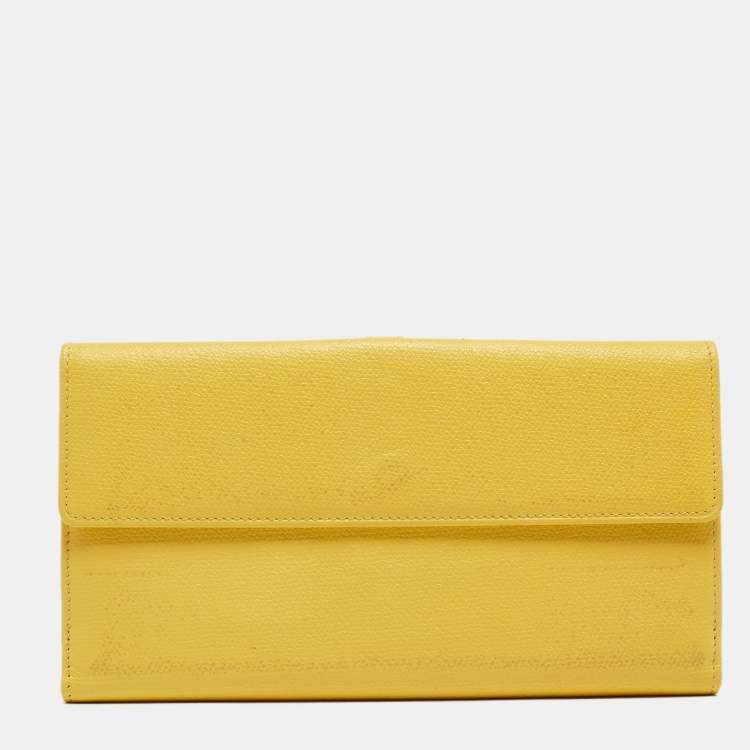 Pre Owned Chanel Yellow Leather CC Flap French Continental Wallet
