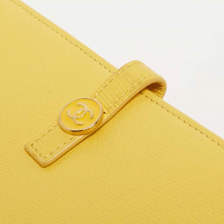 Pre Owned Chanel Yellow Leather CC Flap French Continental Wallet