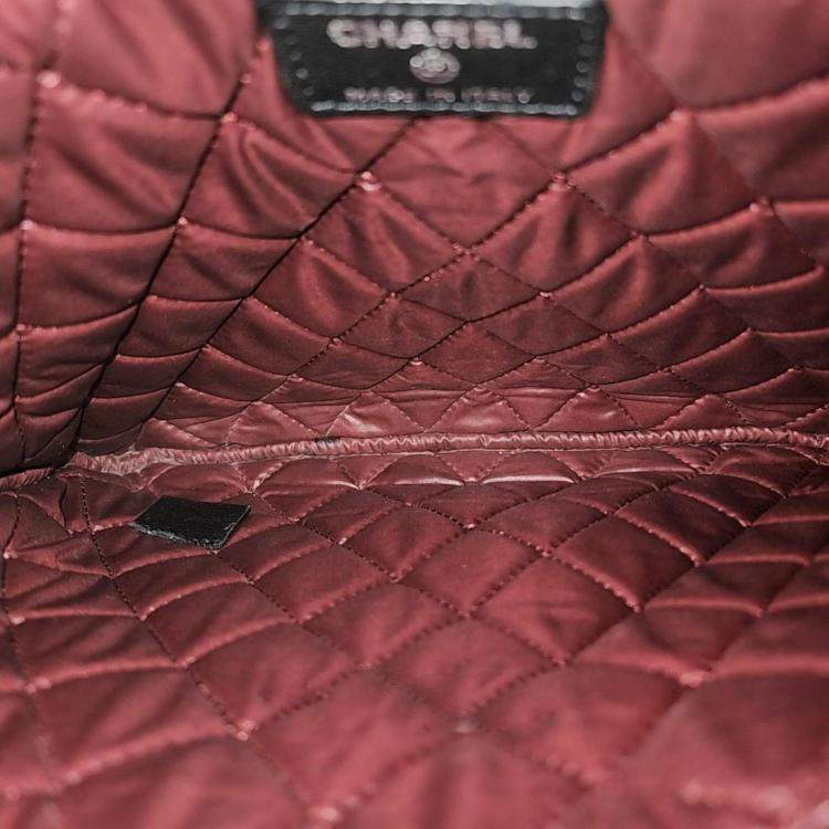 Pre Owned Chanel Black Lambskin Clutch Small