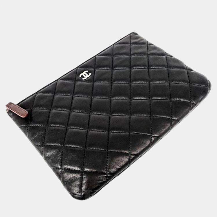 Pre Owned Chanel Black Lambskin Clutch Small