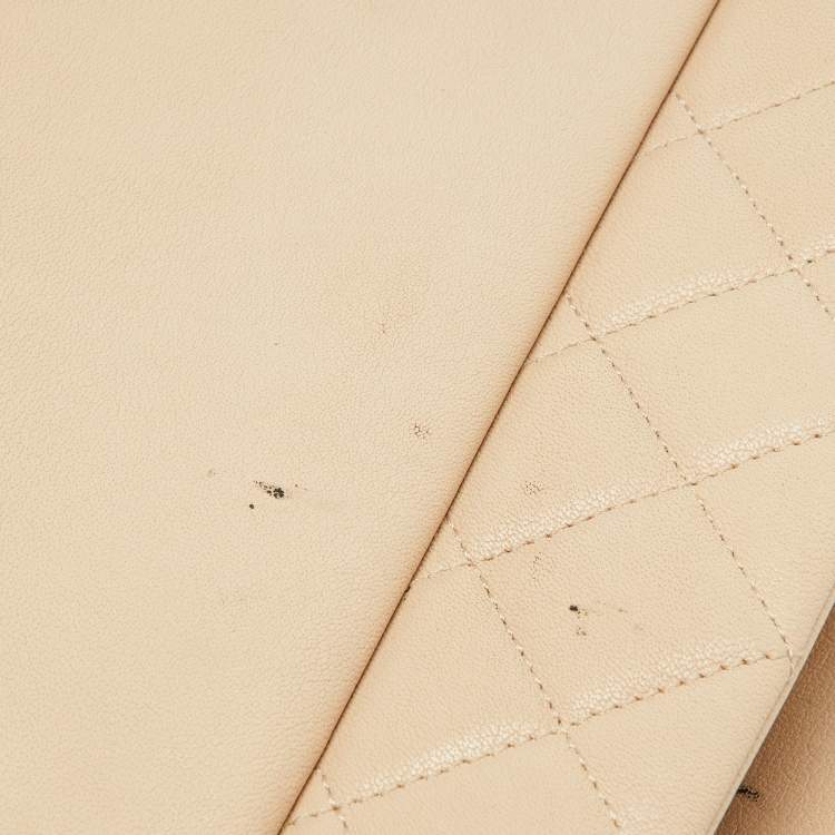 Pre Owned Chanel Beige Quilted Leather Small Trapezio Bag