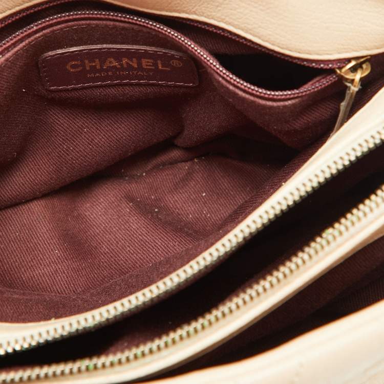 Pre Owned Chanel Beige Quilted Leather Small Trapezio Bag