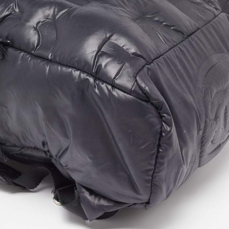 مملوكة مسبقًا Chanel Black Nylon and Tweed Doudoune Backpack