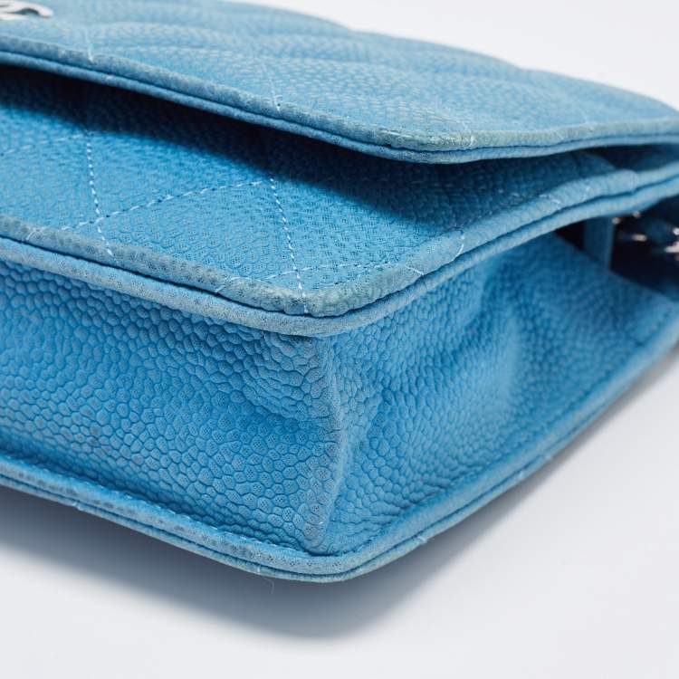 Pre Owned Chanel Blue Quilted Caviar Leather Classic Wallet on Chain