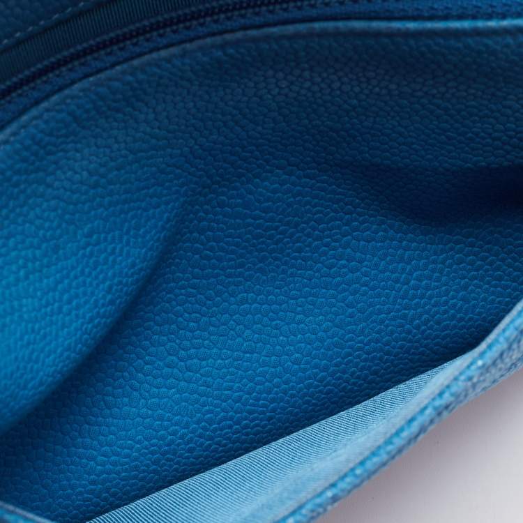 Pre Owned Chanel Blue Quilted Caviar Leather Classic Wallet on Chain