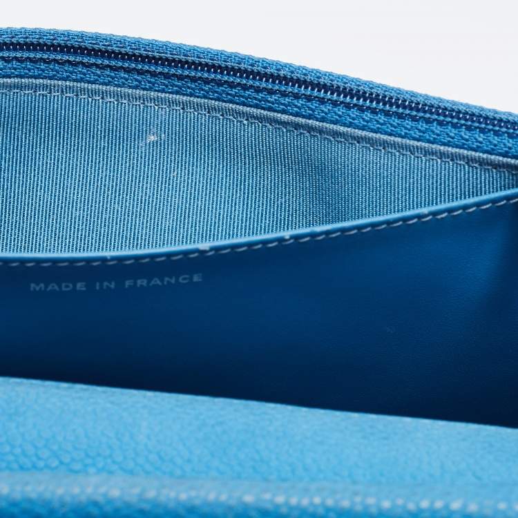 Pre Owned Chanel Blue Quilted Caviar Leather Classic Wallet on Chain