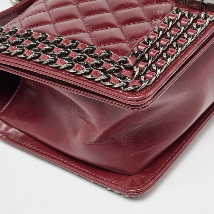 Pre Owned Chanel Red Quilted Leather Medium Interlaced Chained Boy Flap Bag