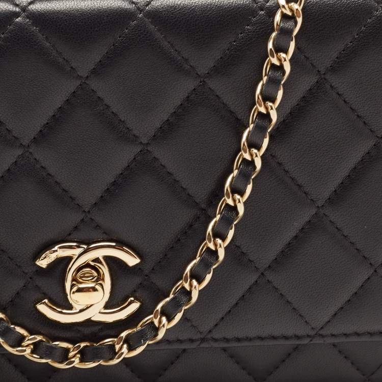 Pre Owned Chanel Black Quilted Leather Trendy CC Wallet On Chain