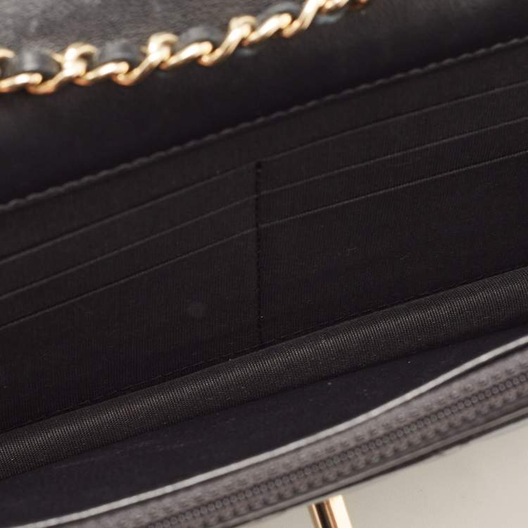 Pre Owned Chanel Black Quilted Leather Trendy CC Wallet On Chain
