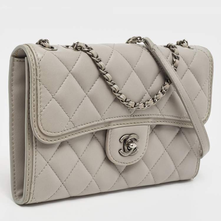 Pre Owned Chanel Grey Quilted Leather Single Flap Bag