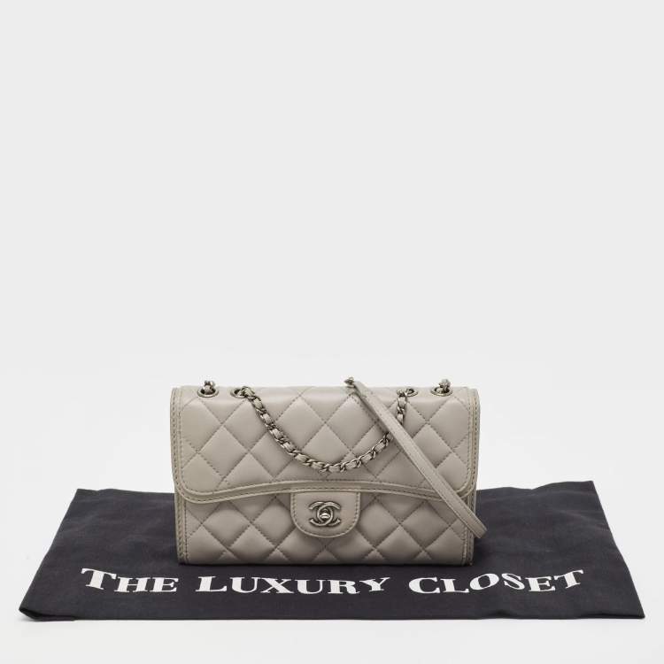 Pre Owned Chanel Grey Quilted Leather Single Flap Bag