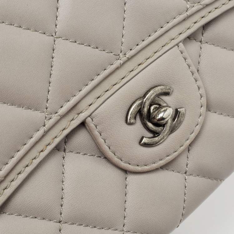 Pre Owned Chanel Grey Quilted Leather Single Flap Bag
