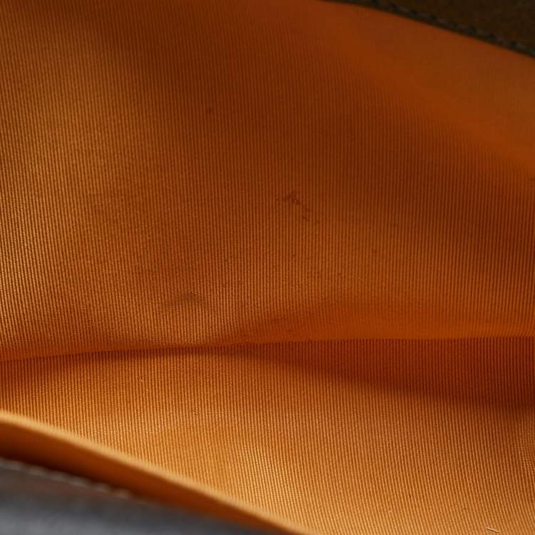 Pre Owned Chanel Dark Grey Shimmer Leather Medium Boy Bag