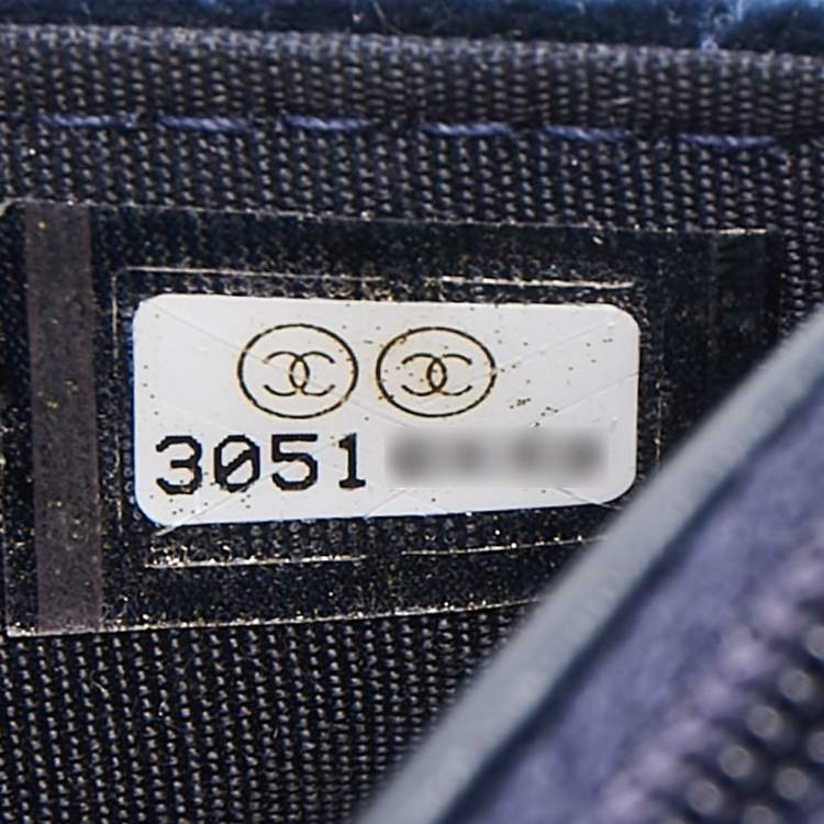 Pre Owned Chanel Navy Blue Quilted Velvet Pearl Crush Wallet on Chain 