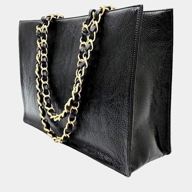 Chanel shopping bag with on sale chain