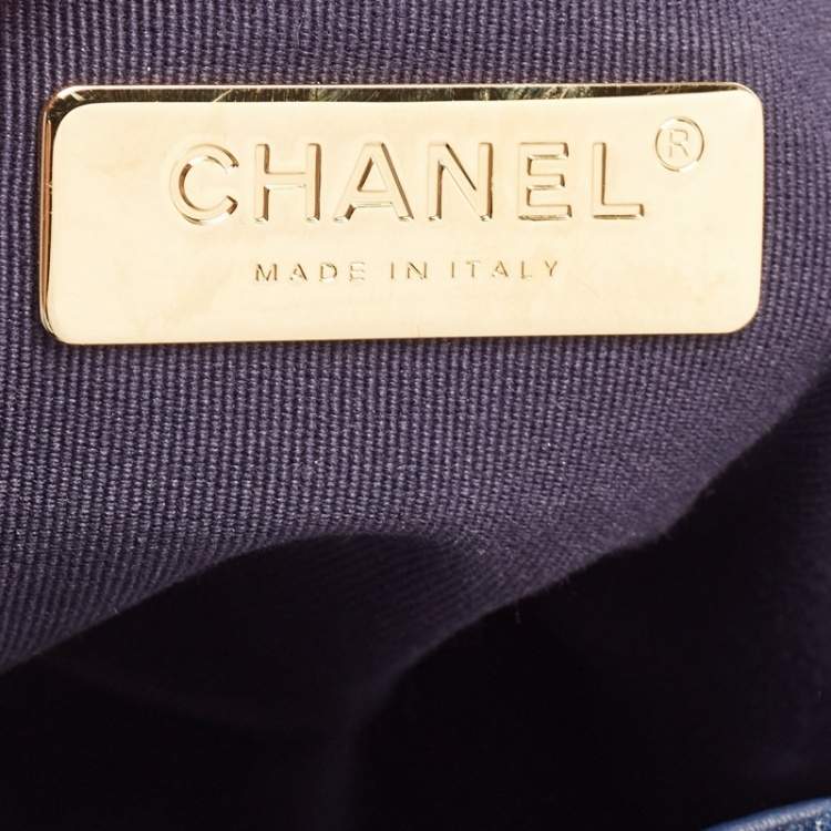 Pre Owned Chanel Blue Quilted Denim Medium 19 Flap Bag