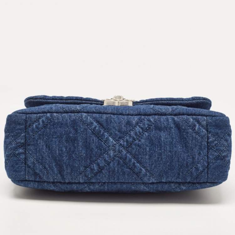 Pre Owned Chanel Blue Quilted Denim Medium 19 Flap Bag
