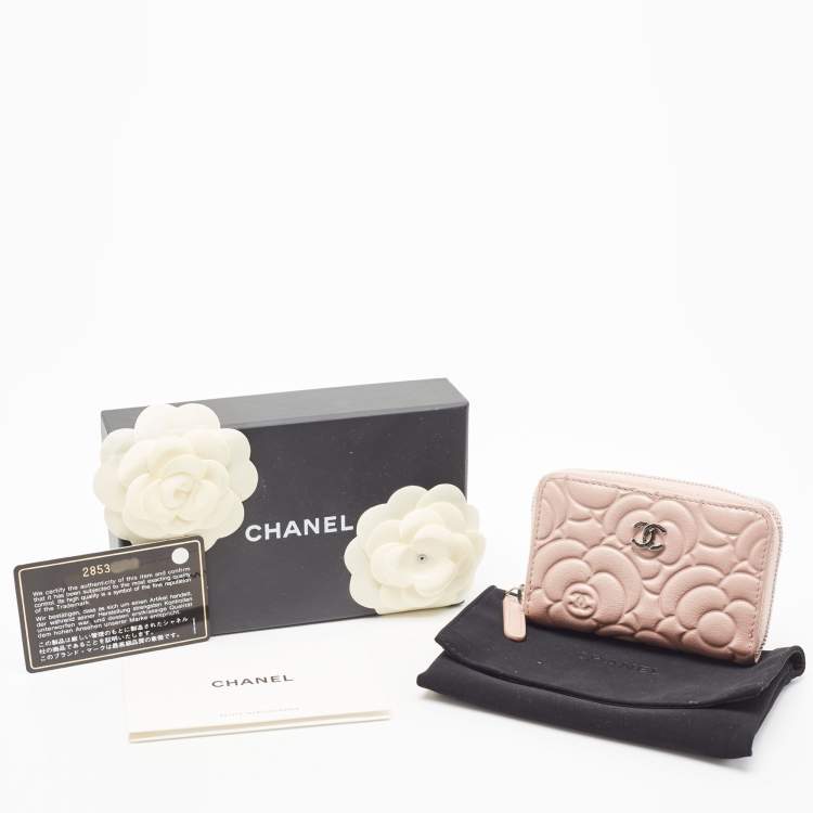 Pre Owned Chanel Pink Camellia Embossed Leather Zip Around Coin Purse