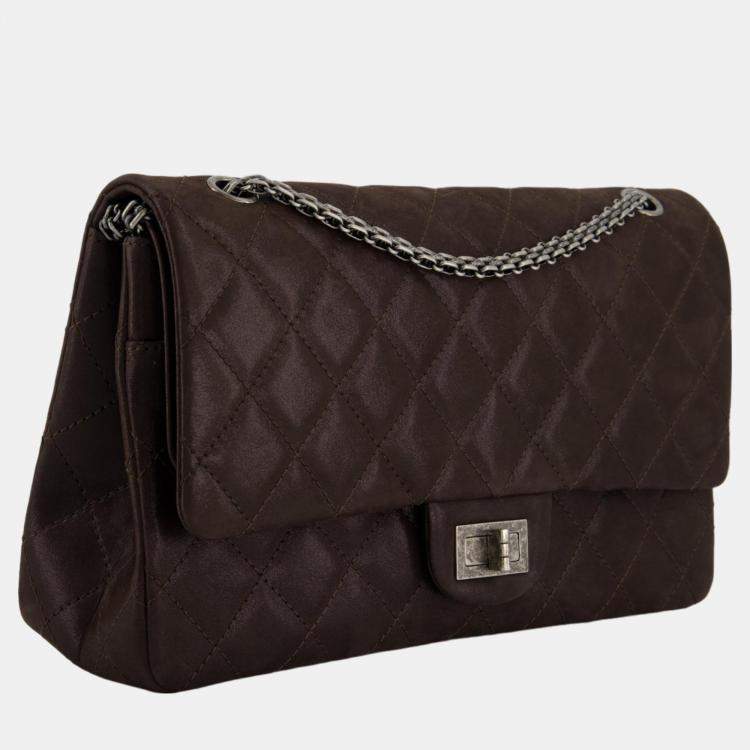 Chanel maxi 2.55 discount handbag