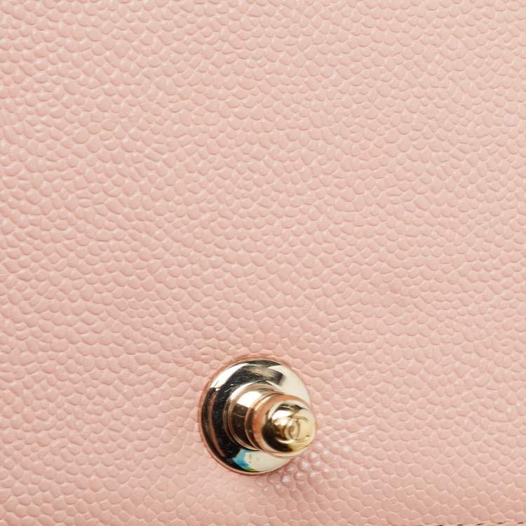 Pre Owned Chanel Pink Quilted Caviar Leather Small Boy Flap Bag